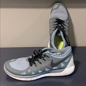 Men’s Nike sneakers